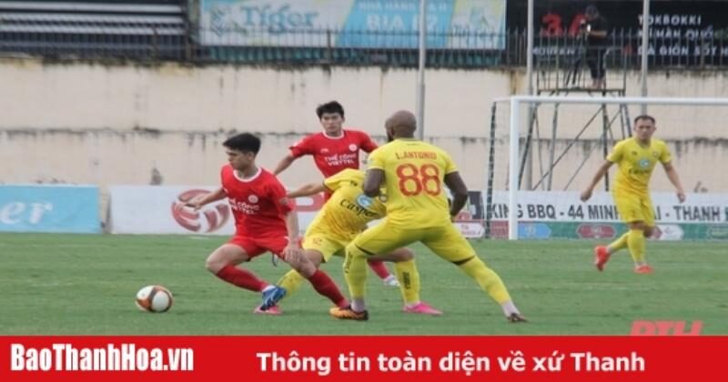 Viettel thể hiện lối chơi tấn công hiệu quả trên sân nhà Hàng Đẫy.